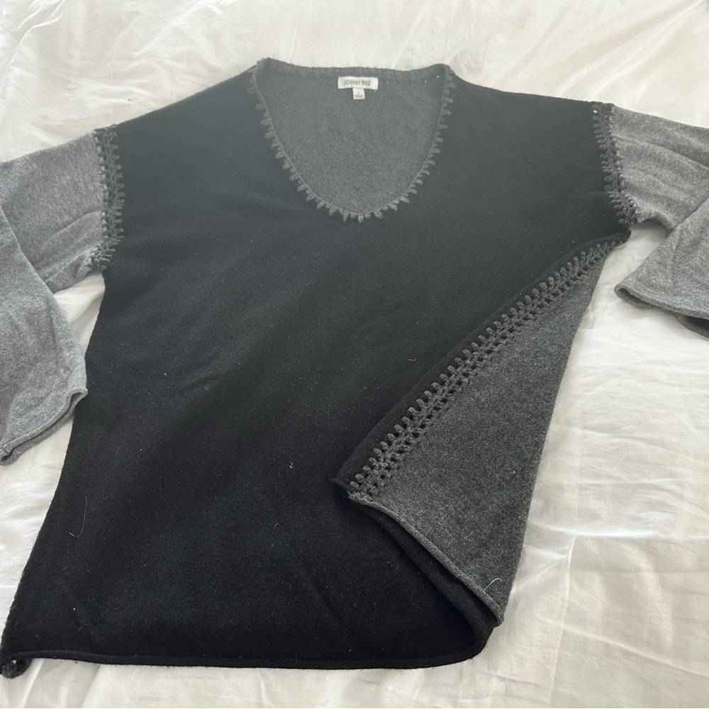 Johnny Was Whip stitch Cashmere Black and Gray Color block Sweater-L